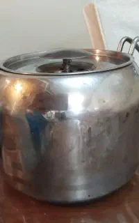 قوری کاملا سالم دو لیتری