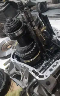 مکانیک تعمیرات انواع موتور خودرو  صورت نقد و اقساط