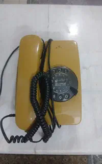گوشی تلفن قدیمی