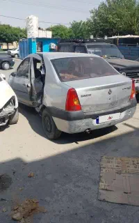 خودرو تصادفی