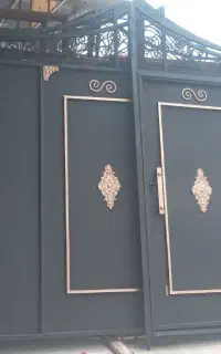 درب حیاطی در طرح و اندازه مختلف