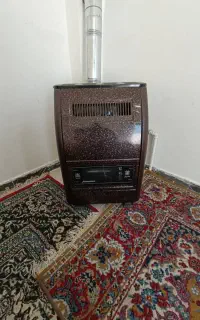 بخاری دودکش دار در حد نو