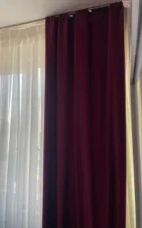 یک عدد والان زرشکی بلند تمام قد