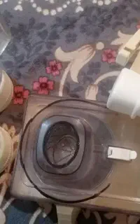 آب‌میوه گیرچندکاره