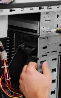 تعمیرات کامپیوتر،نصب برنامه،عوض کردن ویندوز