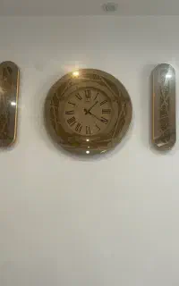ساعت دیواری