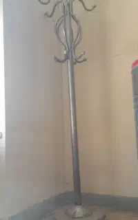 چوب لباسی فلزی ایستاده