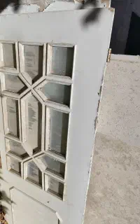 درب اتاقی، پذیرایی، سرویس