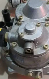 ریگلاتور و وسایل گاز سی ان جی دستی سالم
