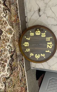 ساعت و آینه