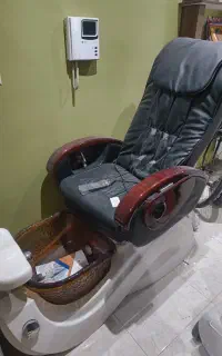 صندلی ماساژور جکوزی دار