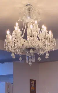 لوستر باکارا