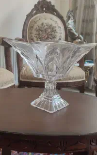 میوه خوری پایه دار ژاپن