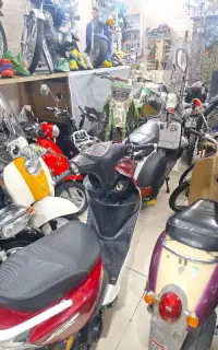 لندرور اسکوتر / پاکشتی خریدار فروشنده در مکان