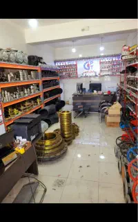منشی خانم کار در کالای صنعتی