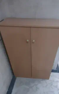 جاکفشی جادار