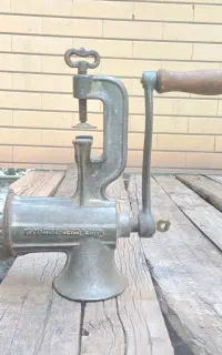 چرخ گوشت دستی