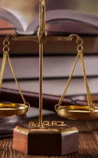 وکیل پایه یک دادگستری