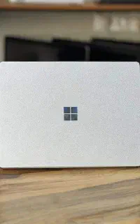 سورفیس لپ تاپ Go