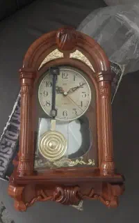 ساعت رومیزی طرح چوب