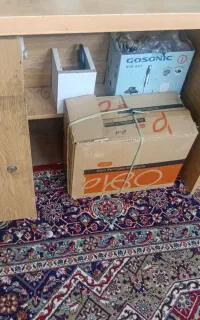میز کامپیوتر چوبی جا دار