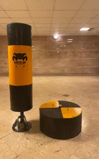کیسه بوکس ونوم حرفه ایی