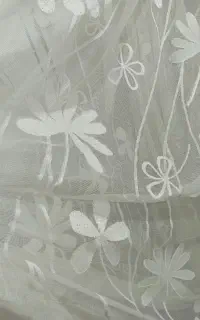 پرده  بسیار زیبا و سالم