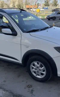 کوییک RS مدل 1404 پارس خودرویی کاپوتاژ شده