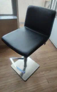 صندلی جک دار