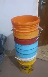 سطل بزرگ تمیز شسته