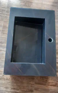 روشویی سرامیکی رگه دار