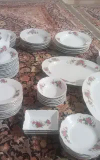 ظروف گلسرخی