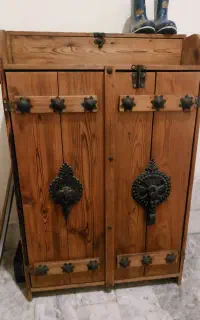 جاکفشی چوبی سنتی