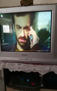 32اینچ