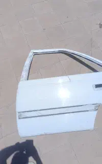 درب عقب پارس راننده