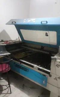 استخدام همکار  کار در چاپخانه
