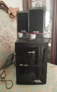 اسپیکرهمراه بادوتاباندکوچک
