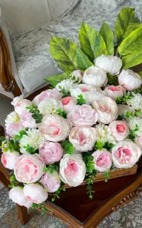 دسته گل های مصنوعی لوکس باکس گل دکوری