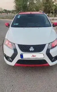 کوییک R سفید