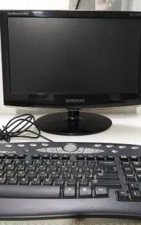کیس، کیبورد و مانیتور