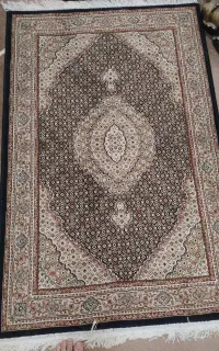 قالیچه یا (ذرع ونیم) ماشینی ماهی