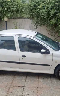 پژو ۲۰۶ اس دی اسفند ۹۷