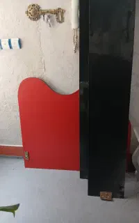 تخت جوان