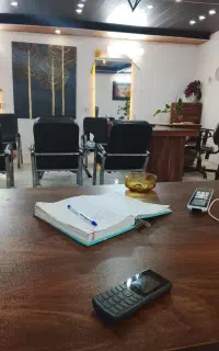 استخدام خانم در املاک (حقوق ثابت +پورسانت عالی)