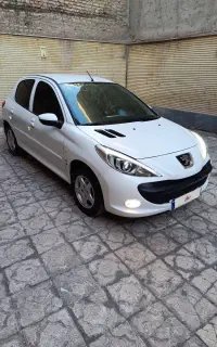 207 مدل ۹۰  تمیز درحد