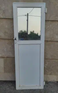 درب سرویس الومنیومی