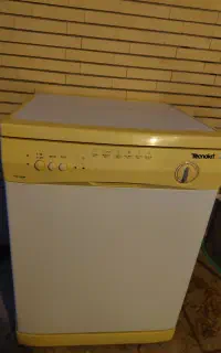 ماشین ظرفشویی