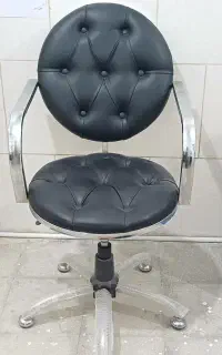 صندلی  ارایشگاه