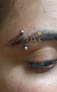 خدمات پیرسینگ و میکرودرمال