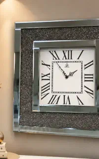 ساعت دیواری لوکس و شیک